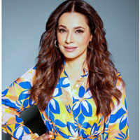 Neelam from Bollywood will go to CRY fundraising in the US