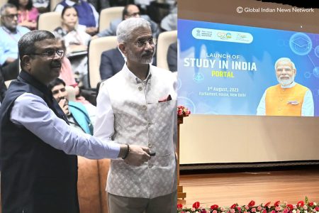 Mr. Dharmendra Pradhan and Mr. S. Jaishankar launched the Study in India (SII) Portal in New Delhi.