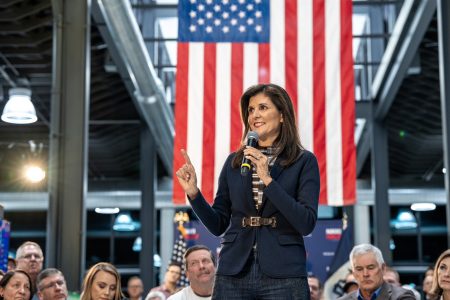Nikki Haley meets criteria for CNN’s Iowa debate; Vivek Ramaswamy excluded