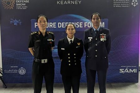 Indian Women Officers Showcase Nation’s Defense Expertise at Riyadh Exhibition