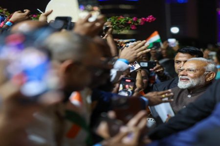 PM Modi Expresses Gratitude to Indian Community in Qatar During Meeting