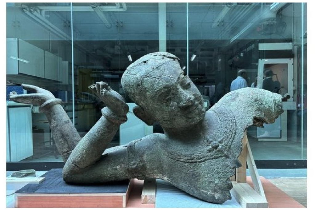 Largest Bronze Statue