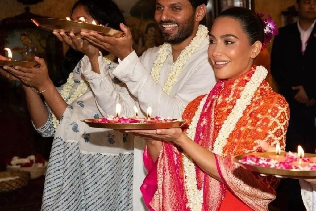 Kim and Khloe Kardashian Visit ISKCON Temple Amid Mumbai Wedding Festivities Kim Kardashian
