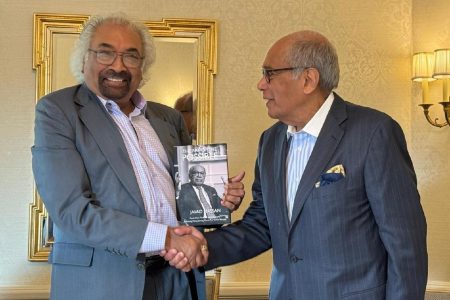 Sam Pitroda Launches Javad K. Hassan's Autobiography