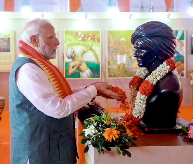 PM Modi Honors Birsa Munda on Birth Anniversary