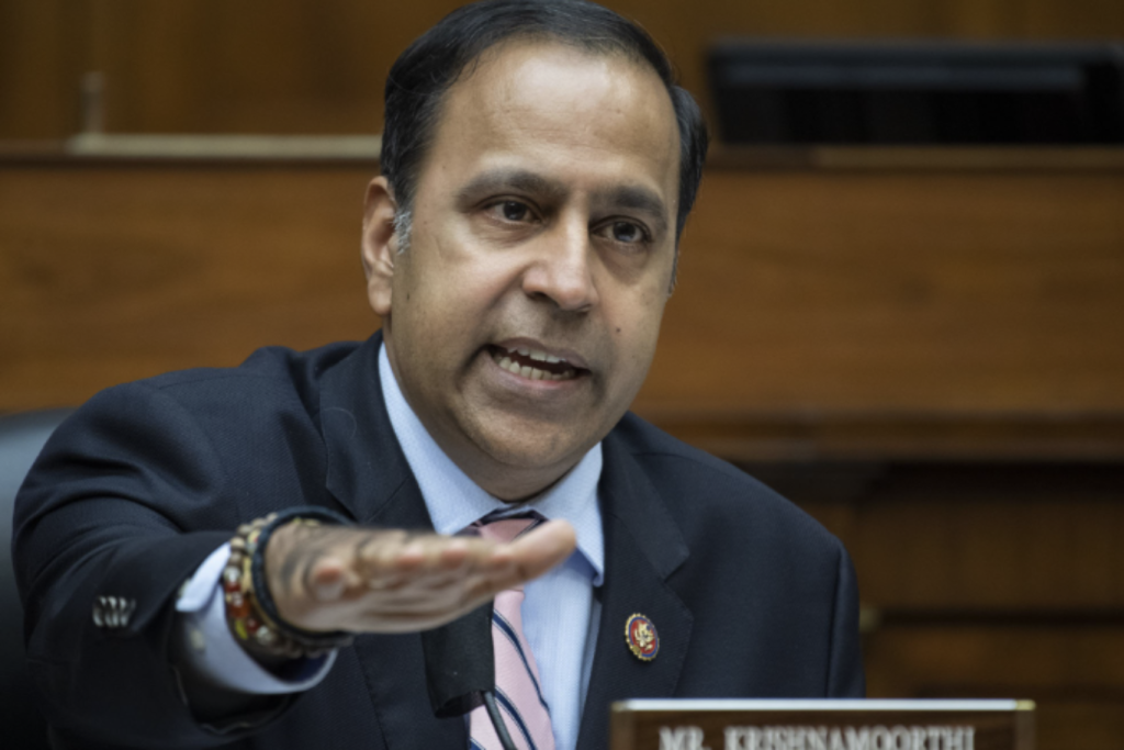Congressman Raja Krishnamoorthi reads from Bhagavad-Gita