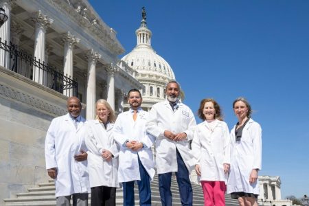 Democratic Physicians Launch Congressional Doctors Caucus to Strengthen Healthcare Policy