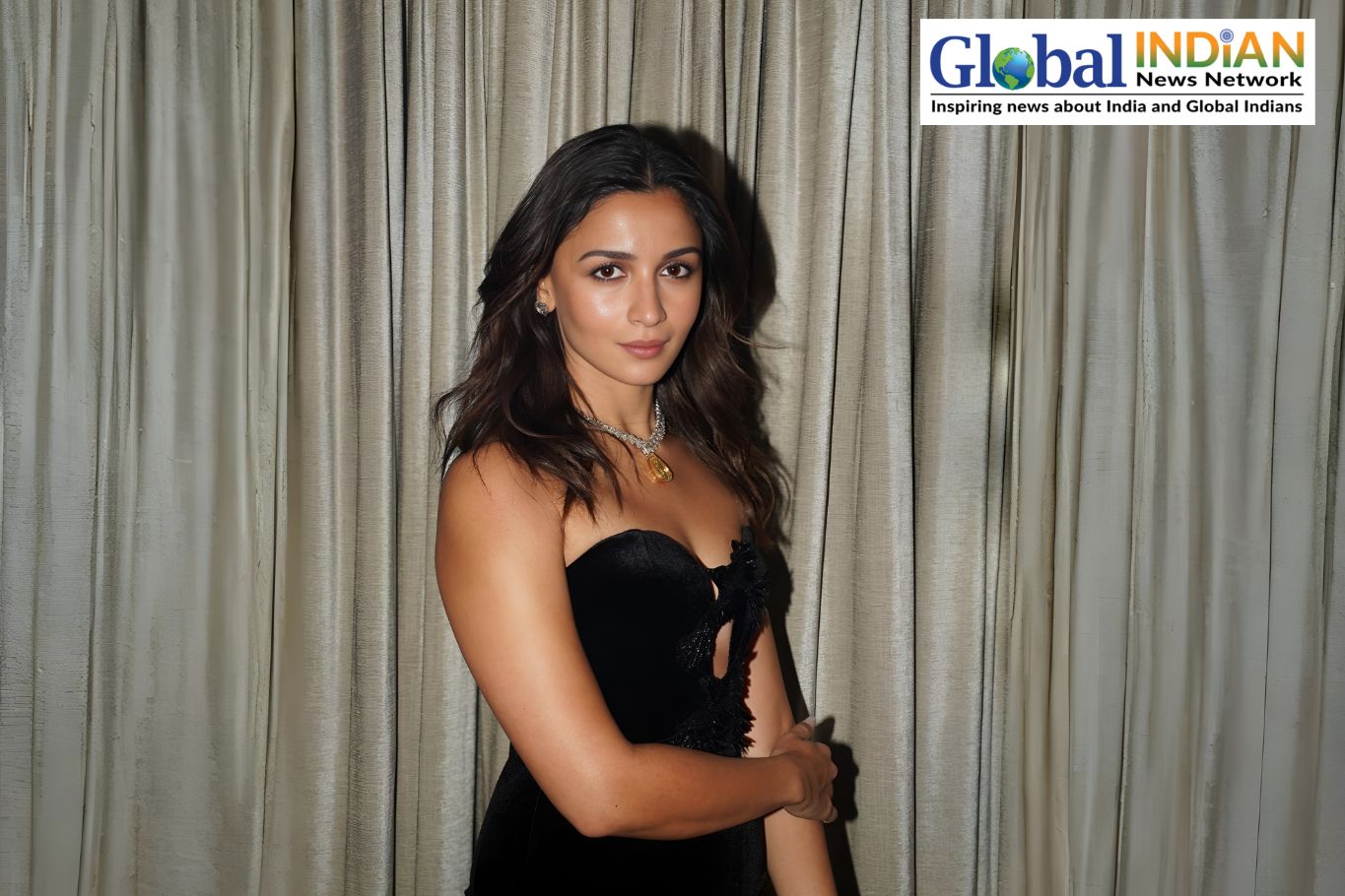 Alia Bhatt Shares Obsession With Parenting Book