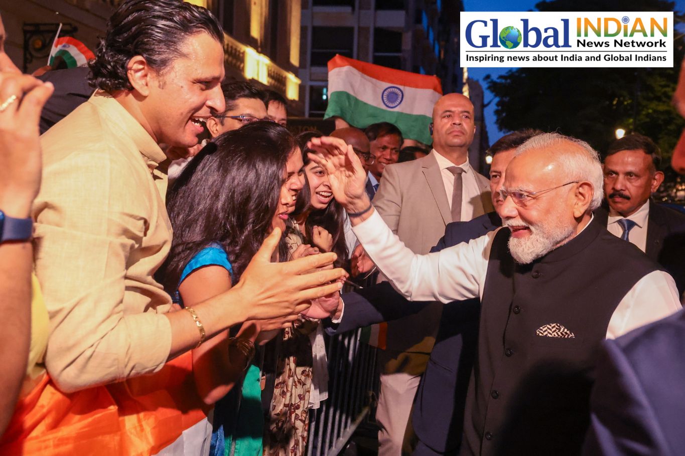  Indian Diaspora Welcomes PM Modi in Paris